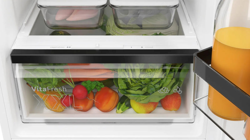 Bosch KIV86VSE0G | Fridge Freezer Low Frost | Fully Integrated